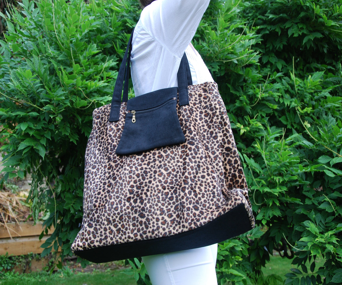 Animal Print Shoulder Bag - Weekend Bag