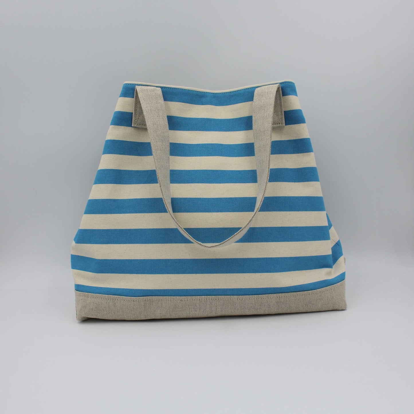 Blue striped beach bag